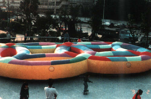 hose2.jpg (28360 bytes)