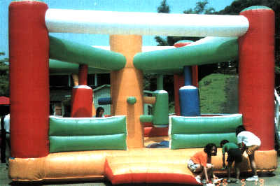 play4.jpg (18034 bytes)